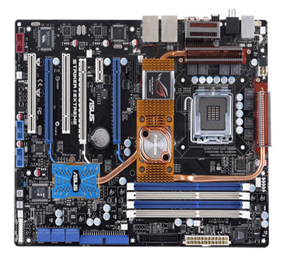  S-775  Asus Striker II Extreme (RTL)nForce790i Ultra SLI 3xPCI-E+2xGbLAN+1394 SATA RAID U133 ATX 4DDRIII