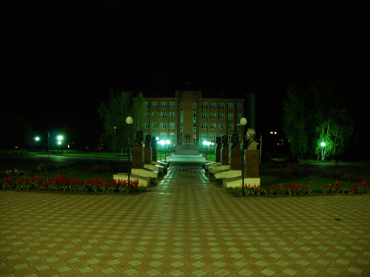 Ночной грод Колпашево